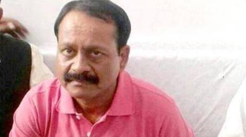 Gangster Munna Bajrangi shot inside UP jail, dies Gangster Munna Bajrangi shot inside UP jail, dies