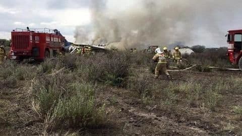 Iran: Military plane hits wall, one survives among 16 crew-members Iran: Military plane hits wall, one survives among 16 crew-members