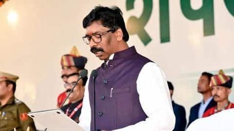 Hemant Soren takes oath as Jharkhand's CM for second time Hemant Soren takes oath as Jharkhand's CM for second time