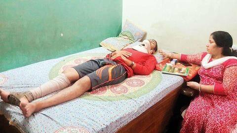 18-year-old Delhi University student brutally thrashed in road-rage incident 18-year-old Delhi University student brutally thrashed in road-rage incident
