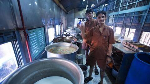 Unsure about food quality on trains? Live-stream preparations from base-kitchens! Unsure about food quality on trains? Live-stream preparations from base-kitchens!
