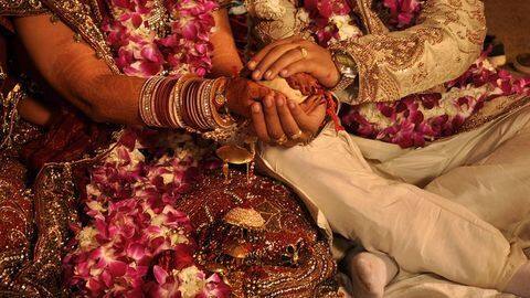Child of Muslim-Hindu couple entitled to father's property: SC Child of Muslim-Hindu couple entitled to father's property: SC