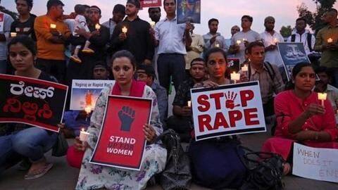 Gang-rape victim alleges accused set her ablaze, police doesn't agree Gang-rape victim alleges accused set her ablaze, police doesn't agree