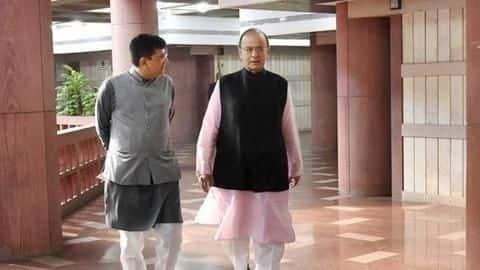 Jaitley congratulates Goyal for presenting 'excellent budget' Jaitley congratulates Goyal for presenting 'excellent budget'