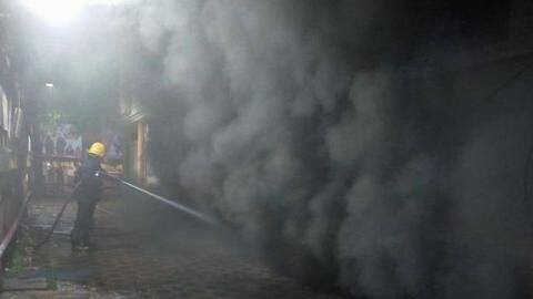 Mumbai: Fire reported from Borivali, 14 fire engines reach spot Mumbai: Fire reported from Borivali, 14 fire engines reach spot