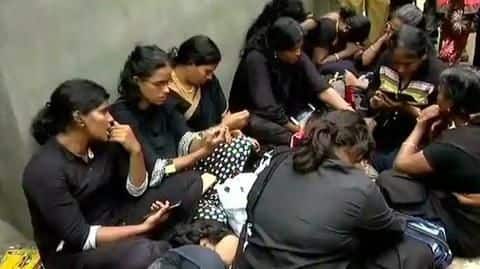 #SabarimalaStandoff: Despite police deployment, women couldn't enter Ayyappa shrine #SabarimalaStandoff: Despite police deployment, women couldn't enter Ayyappa shrine