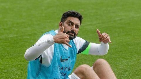Class v/s crass: Abhishek Bachchan taking on trolls is amusing Class v/s crass: Abhishek Bachchan taking on trolls is amusing