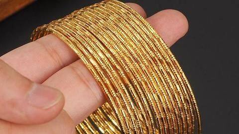 Gujarat-teacher forces boys to wear bangles for not doing homework Gujarat-teacher forces boys to wear bangles for not doing homework