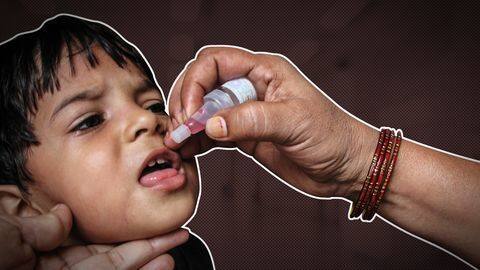 Maharashtra: 12 kids administered sanitizer instead of polio drops Maharashtra: 12 kids administered sanitizer instead of polio drops