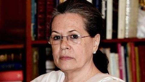Find new chief: Sonia Gandhi, keen on resigning, tells Congress Find new chief: Sonia Gandhi, keen on resigning, tells Congress
