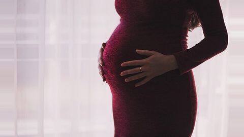 US: Fertility-doctor impregnates women with own sperm for unknown reasons US: Fertility-doctor impregnates women with own sperm for unknown reasons