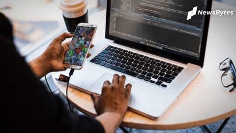 Seeing others' social media posts can affect your work performance Seeing others' social media posts can affect your work performance