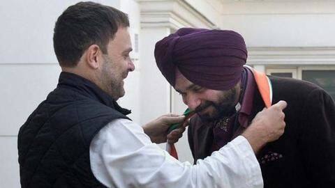 Rahul Gandhi offers Bathinda seat to Sidhu's wife, he denies Rahul Gandhi offers Bathinda seat to Sidhu's wife, he denies