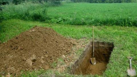 Bihar-shocker: Man buries wife inside house, as villagers deny cremation-land Bihar-shocker: Man buries wife inside house, as villagers deny cremation-land