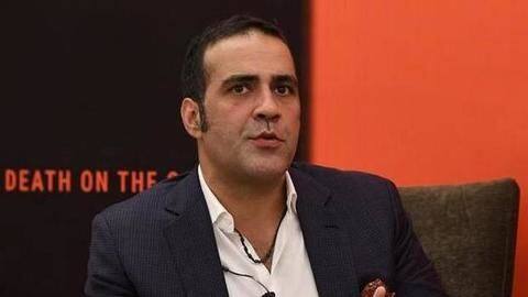 Journalist Aatish Taseer, who called Modi "Divider-in-chief", loses citizenship status Journalist Aatish Taseer, who called Modi "Divider-in-chief", loses citizenship status