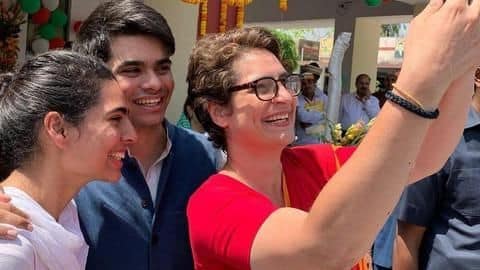 Priyanka v/s Modi in Varanasi? Congress keeps up with suspense Priyanka v/s Modi in Varanasi? Congress keeps up with suspense