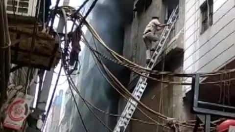 Delhi: Fire breaks out at rubber factory, 3 dead Delhi: Fire breaks out at rubber factory, 3 dead