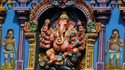Delhi: Temple prohibits Muslim-man from performing Hindu-wife's last rites Delhi: Temple prohibits Muslim-man from performing Hindu-wife's last rites