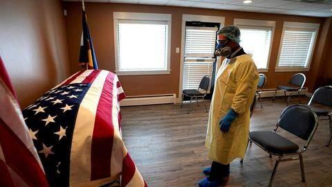 US reports 2,000+ COVID deaths in one day US reports 2,000+ COVID deaths in one day
