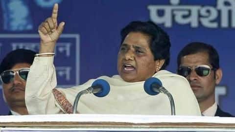 "If all goes well". Mayawati drops hints about PM contest "If all goes well". Mayawati drops hints about PM contest