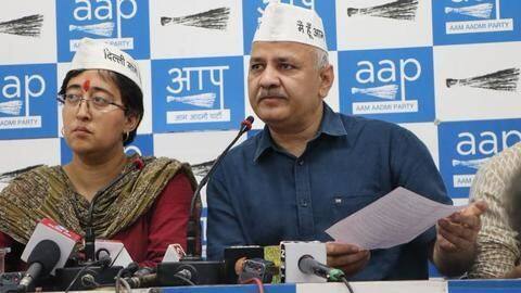 Sisodia, Kejriwal slammed Gambhir in unison Sisodia, Kejriwal slammed Gambhir in unison