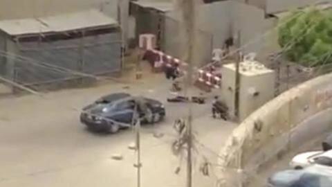 Terrorists attack Pakistan Stock Exchange Building in Karachi, casualties feared Terrorists attack Pakistan Stock Exchange Building in Karachi, casualties feared