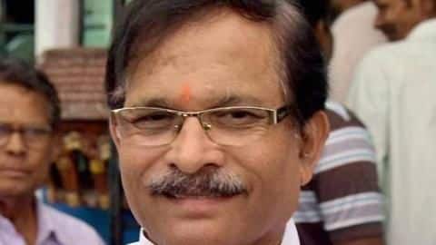 Union Minister Shripad Naik injured, wife, aide killed in accident Union Minister Shripad Naik injured, wife, aide killed in accident