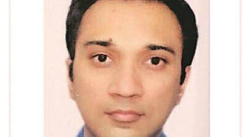Mumbai: HDFC Vice President goes missing, car found abandoned Mumbai: HDFC Vice President goes missing, car found abandoned