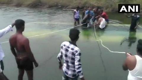Karnataka: Bus plunges into canal; 25, including 5 children, dead Karnataka: Bus plunges into canal; 25, including 5 children, dead