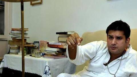 Reportedly, cops found blood stains on Rohit's pillow Reportedly, cops found blood stains on Rohit's pillow