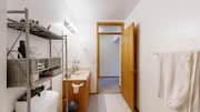 5 budget-friendly hacks for a clutter-free bathroom
