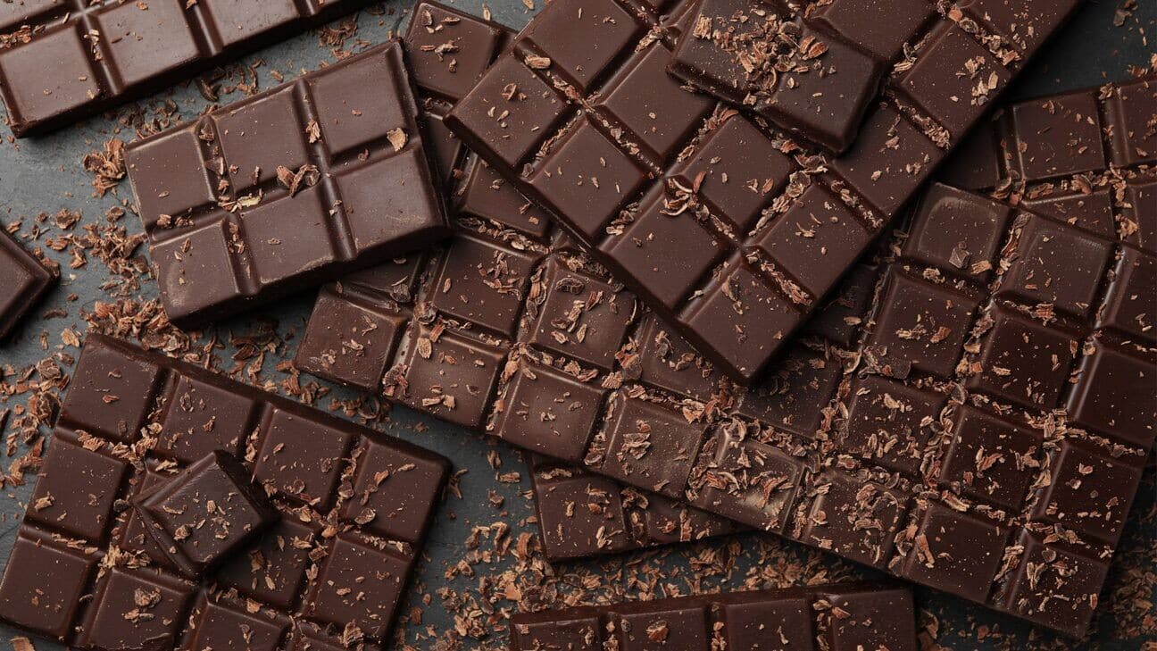 Eating dark chocolate regularly may lower diabetes risk: Study