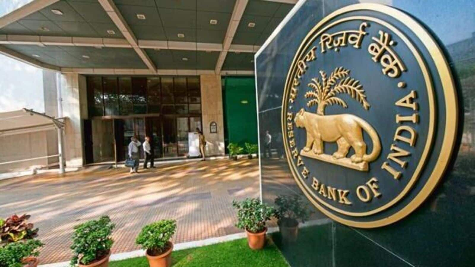 RBI warns HDFC Bank on recovery practices, fines ₹1 crore