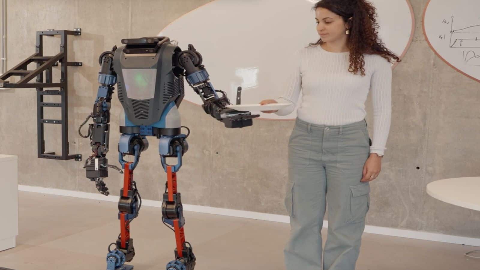 Meet Menteebot, a human-sized AI robot you can mentor