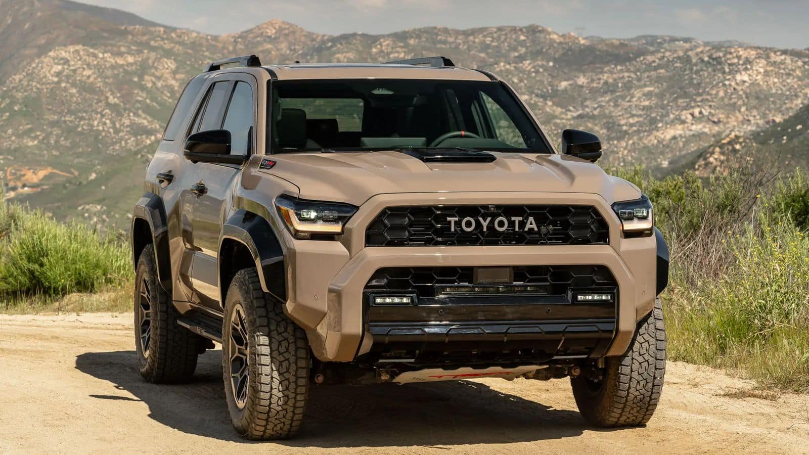 2025 Toyota 4Runner debuts with new design and features