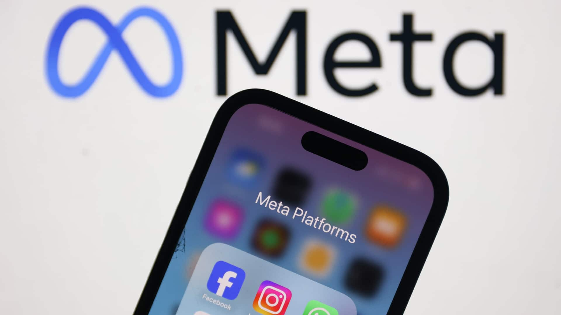 Meta partners with UK banks to tackle online scams