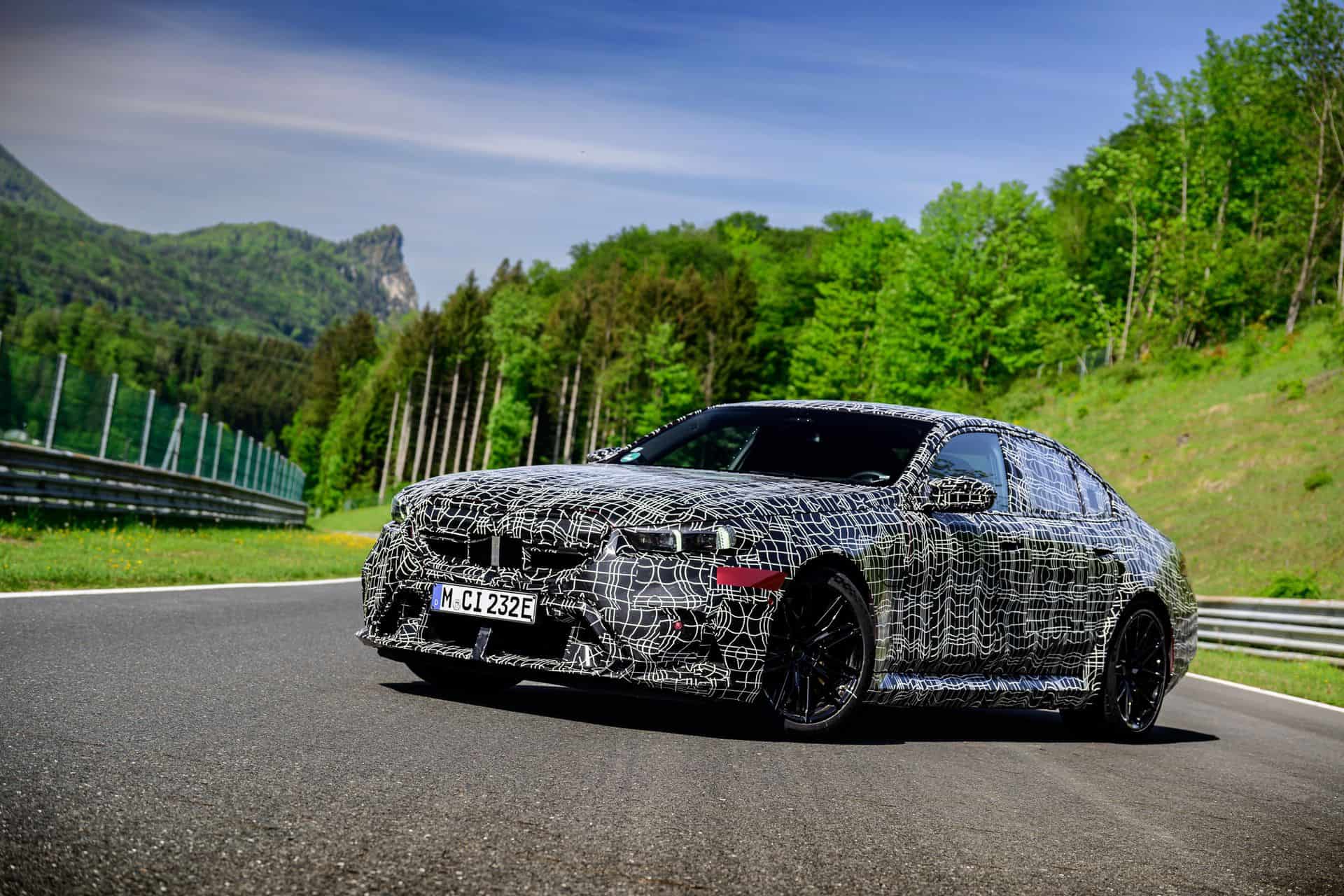 2025 BMW M5 set to break cover this month
