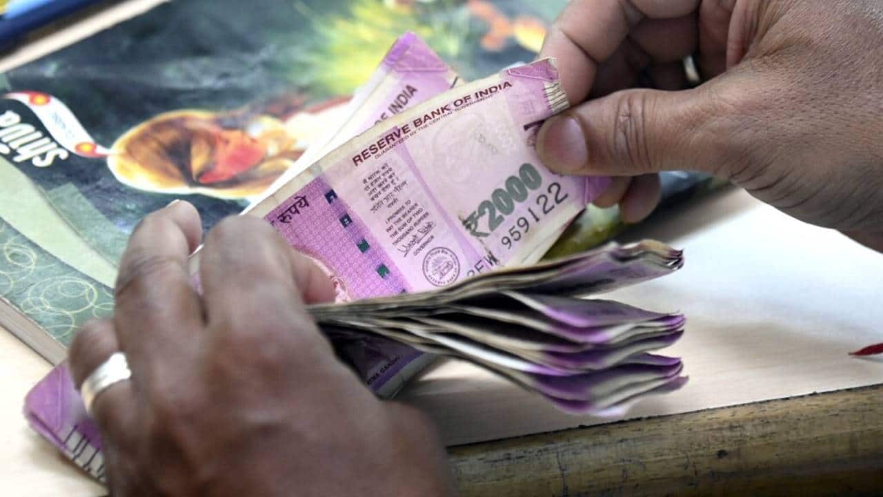 Nearly 98% of ₹2,000 currency notes back in system: RBI