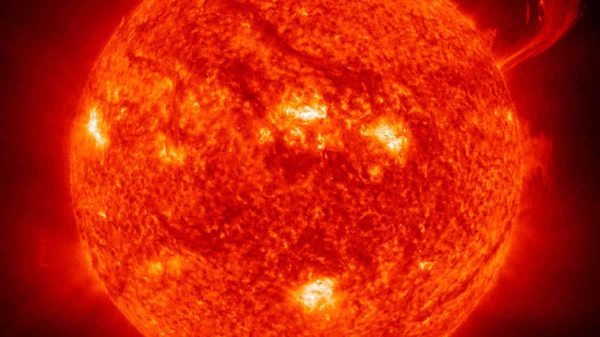 Major geomagnetic storm expected on Earth this week: Know why