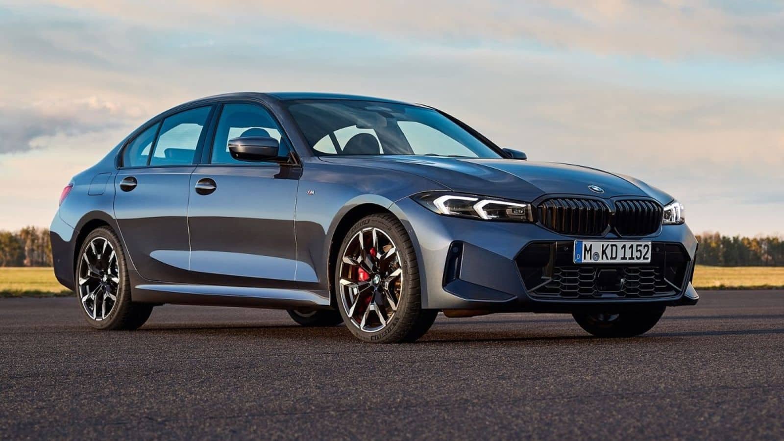 BMW unveils 2024 3 Series with design and tech upgrades