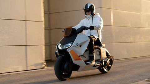 BMW Motorrad Definition CE 04 concept electric scooter revealed BMW Motorrad Definition CE 04 concept electric scooter revealed