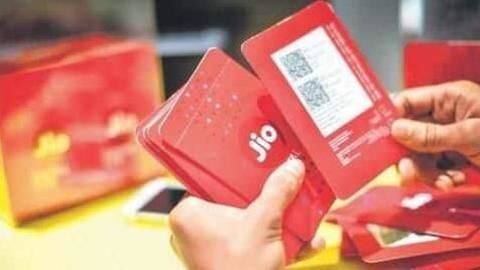 Meanwhile, Jio will increase prepaid tariffs from December 6 Meanwhile, Jio will increase prepaid tariffs from December 6