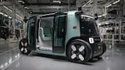 Amazon's robotaxi gets a makeover