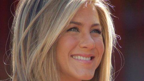 Jennifer and Theroux tie the knot, finally! Jennifer and Theroux tie the knot, finally!