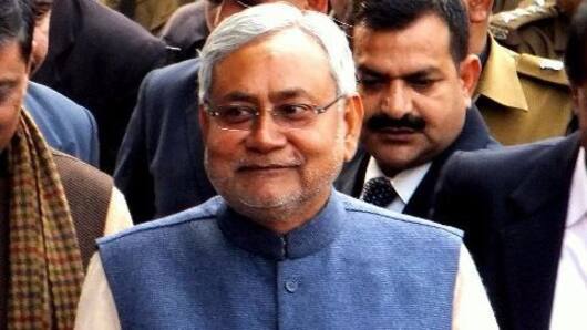 Modi & Nitish: War of words over Bihar