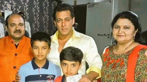 'Dancing Uncle' meets Salman Khan on 'Dus Ka Dum' sets 'Dancing Uncle' meets Salman Khan on 'Dus Ka Dum' sets