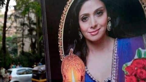 Boney Kapoor and family immerse Sridevi's ashes in Rameswaram Boney Kapoor and family immerse Sridevi's ashes in Rameswaram