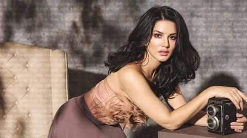 Sunny Leone hospitalized after falling sick during 'Splitsvilla' shoot Sunny Leone hospitalized after falling sick during 'Splitsvilla' shoot