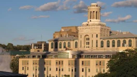 Carnegie Mellon: Where philanthropists flock
