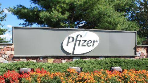 Pfizer acquires Allergan for $150bn in healthcare's biggest deal Pfizer acquires Allergan for $150bn in healthcare's biggest deal